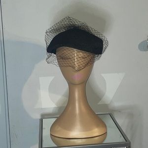New bonnet hat